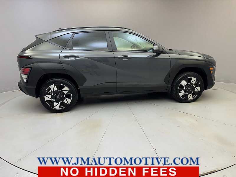Used 2025 Hyundai Kona SEL AWD/4WD image 6