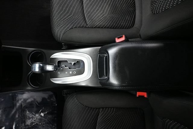 Used 2019 Dodge Journey SE FWD image 28