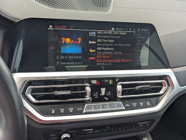 Used 2023 BMW 440i xDrive Convertible w/ Premium Package image 8