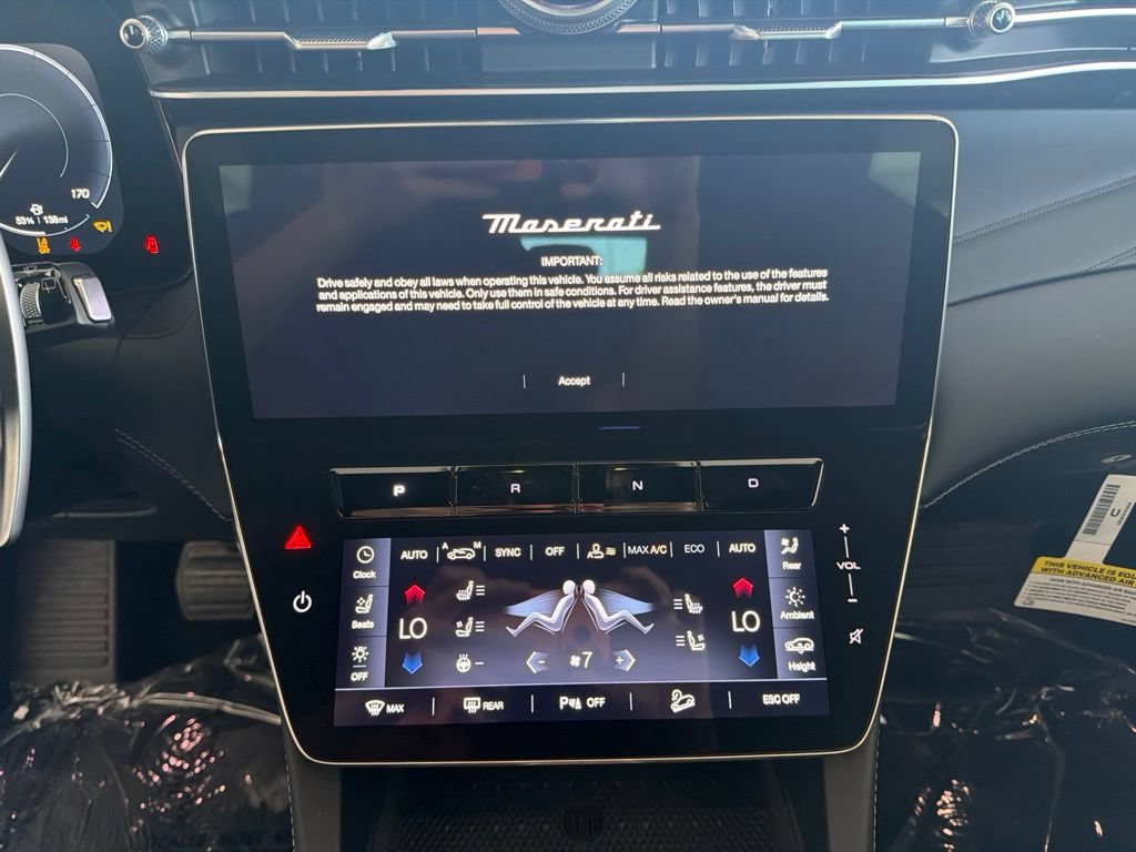 Certified 2025 Maserati Grecale Folgore AWD/4WD image 17