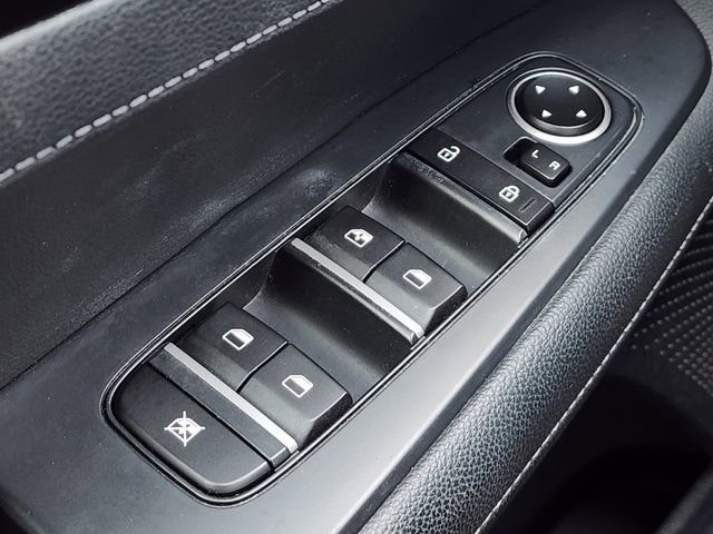 Certified 2019 Kia Forte S image 23