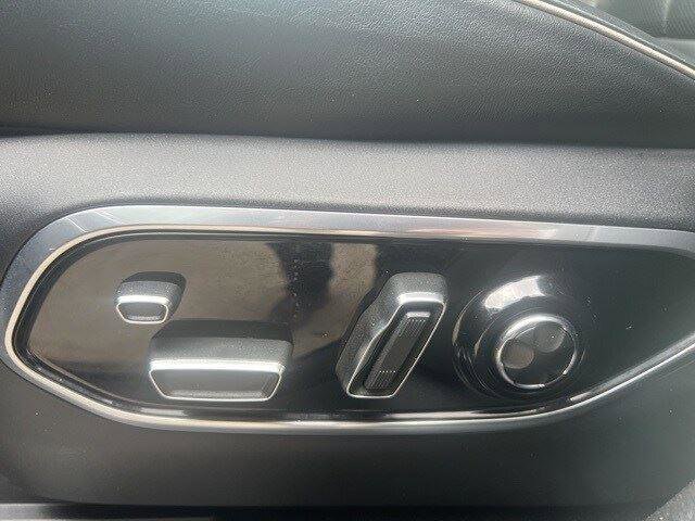 Used 2023 Jeep Grand Cherokee L Summit image 7