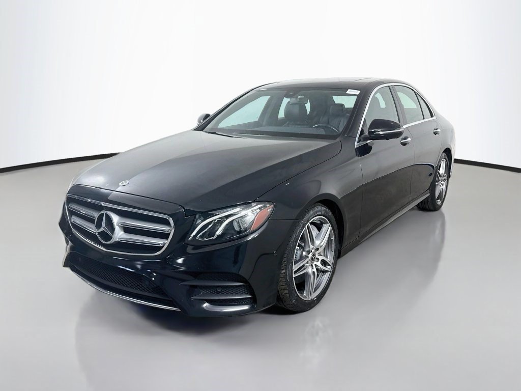 Used 2020 Mercedes-Benz E 350 Sedan w/ Parking Assistance Package image 4