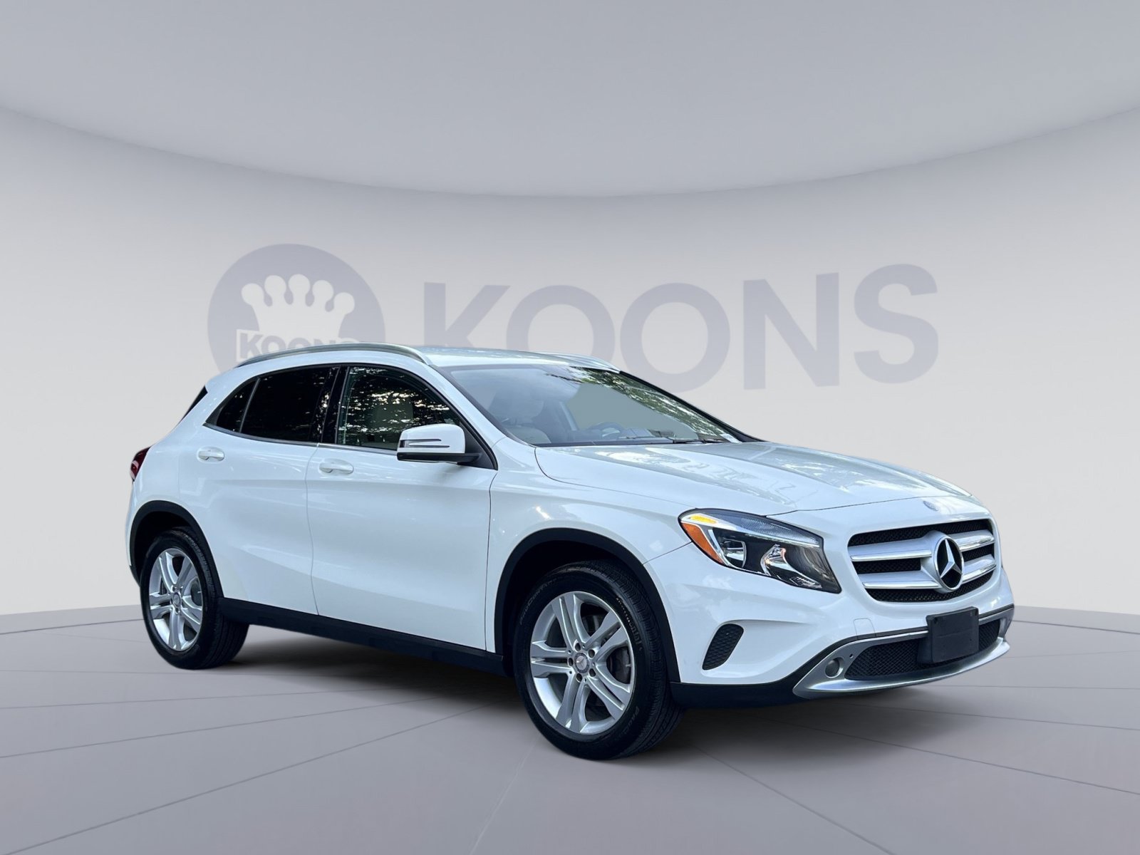 Used 2017 Mercedes-Benz GLA 250 4MATIC image 2
