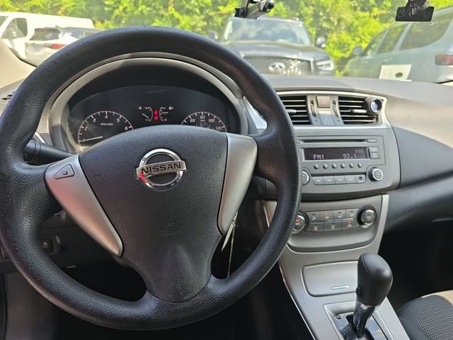 Used 2014 Nissan Sentra S FWD image 17