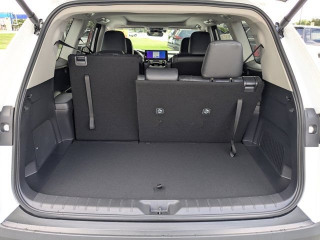 New 2026 Toyota Grand Highlander AWD image 13