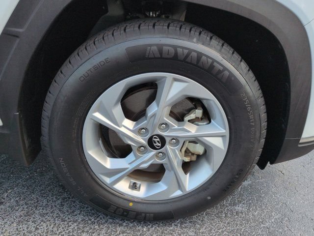 Certified 2024 Hyundai Tucson SEL FWD image 11