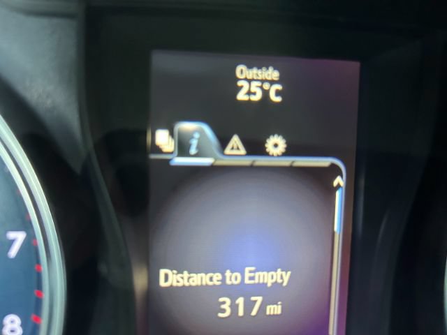 Used 2016 Toyota Camry LE FWD image 24