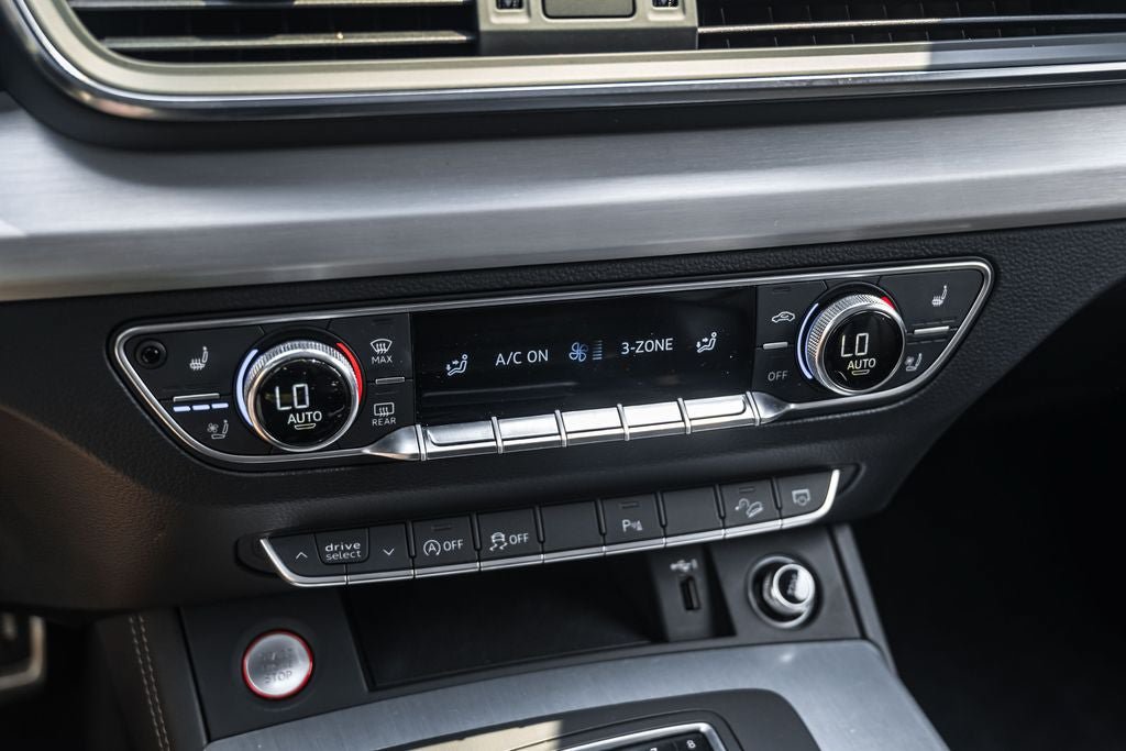 Used 2019 Audi SQ5 Premium Plus w/ Premium Plus Package AWD/4WD image 27