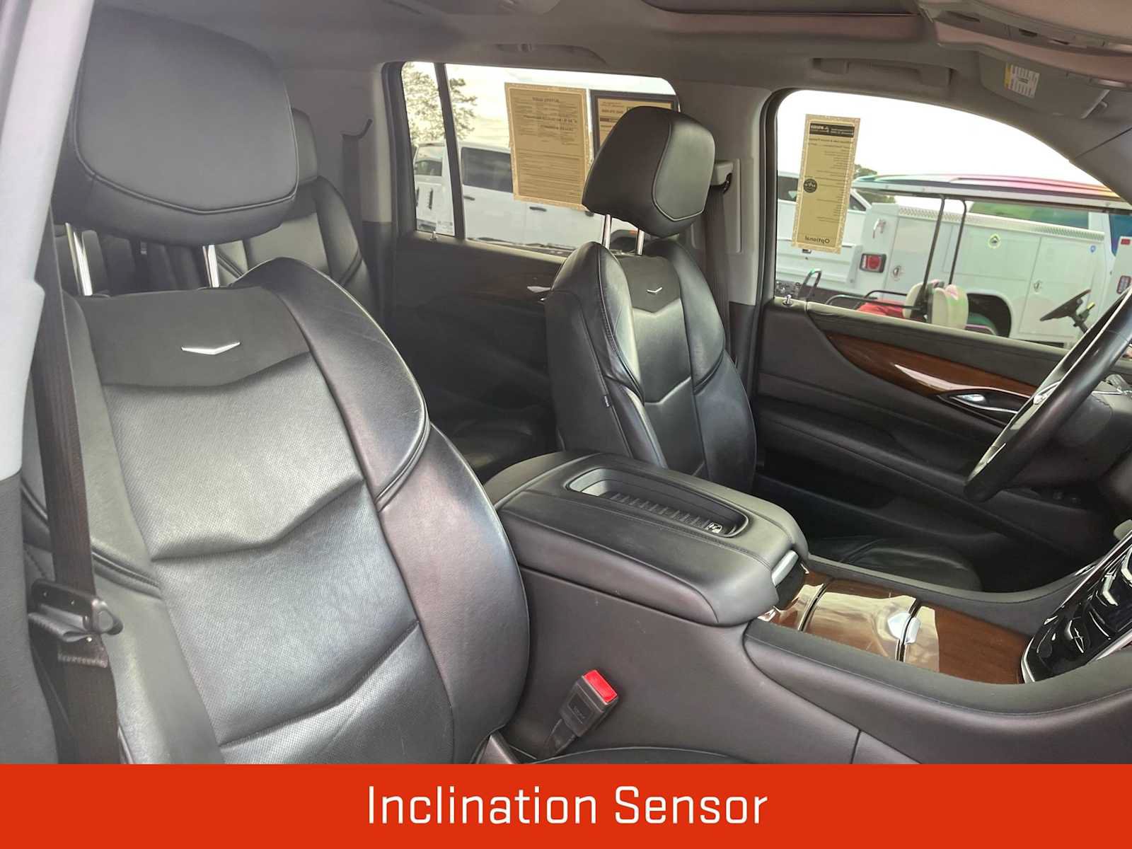 Used 2019 Cadillac Escalade ESV Premium Luxury RWD image 27