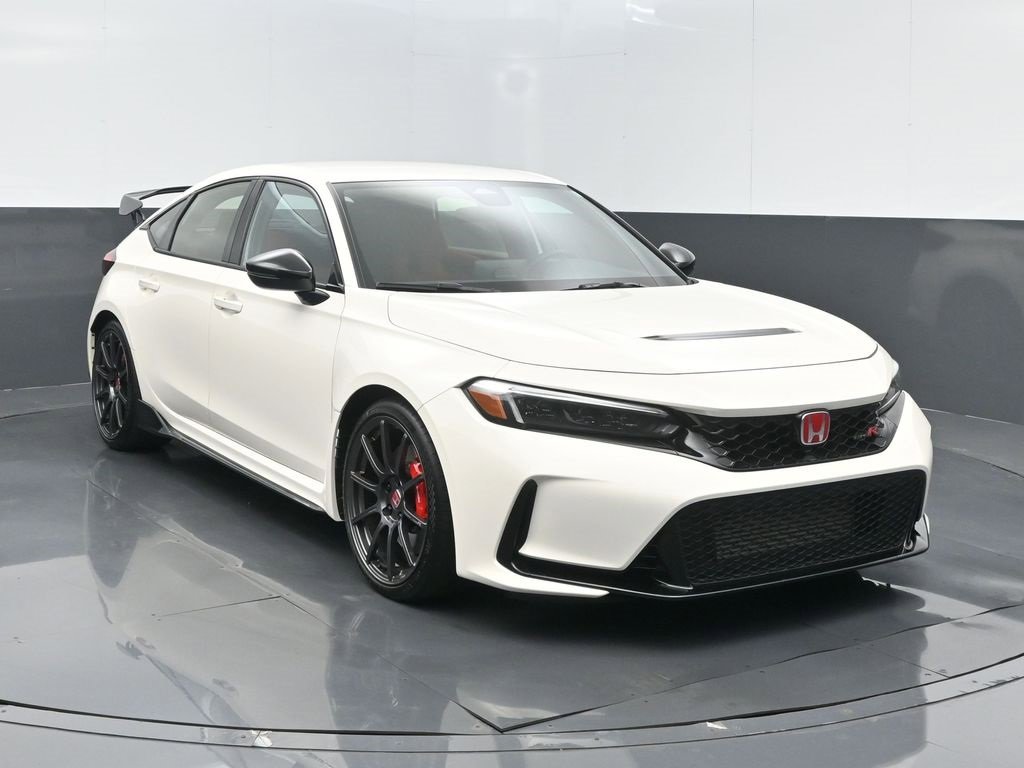 Certified 2024 Honda Civic Type R image 2