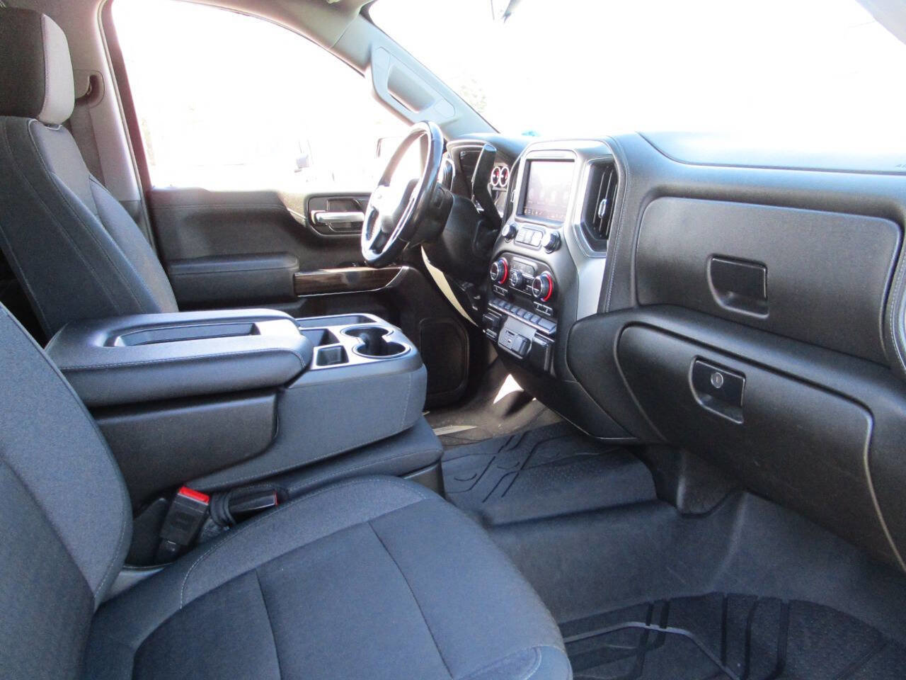 Used 2019 Chevrolet Silverado 1500 LT w/ All-Star Edition image 13