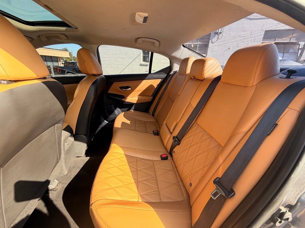 Used 2021 Nissan Sentra SV w/ SV Premium Package FWD image 15