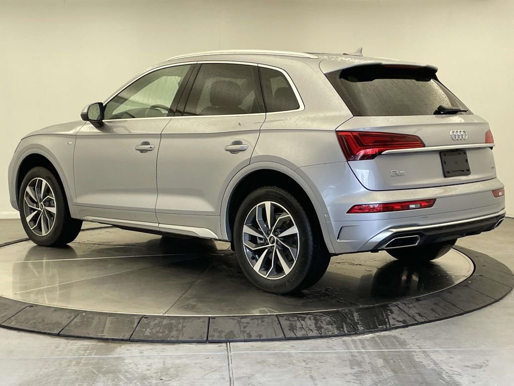Used 2022 Audi Q5 2.0T Prestige image 3