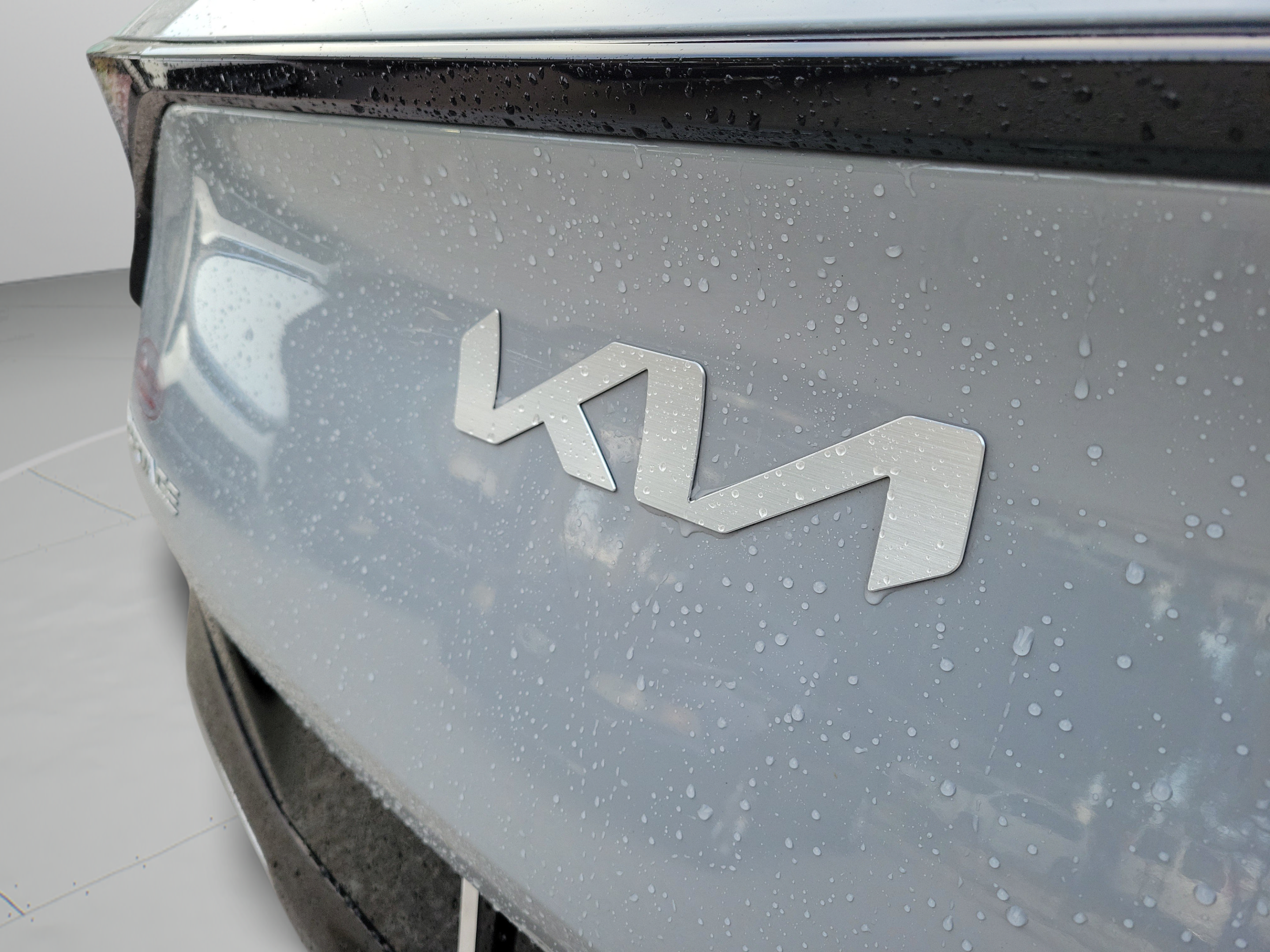 Used 2025 Kia Sportage SX FWD image 29