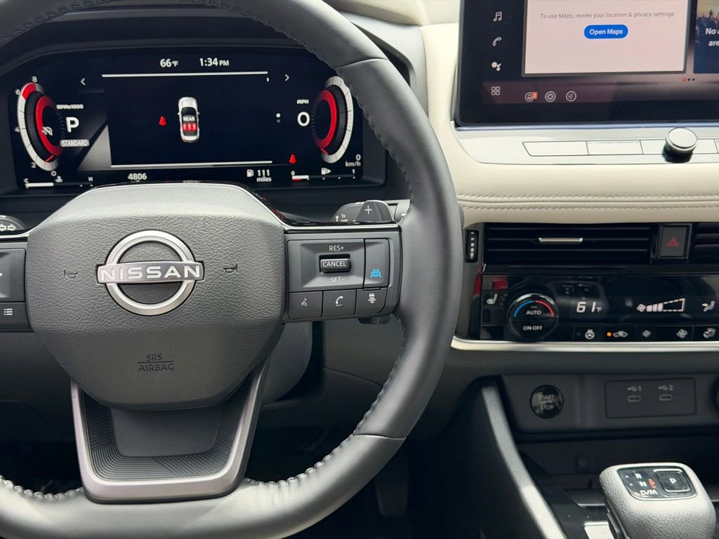 Used 2025 Nissan Rogue SL FWD image 29