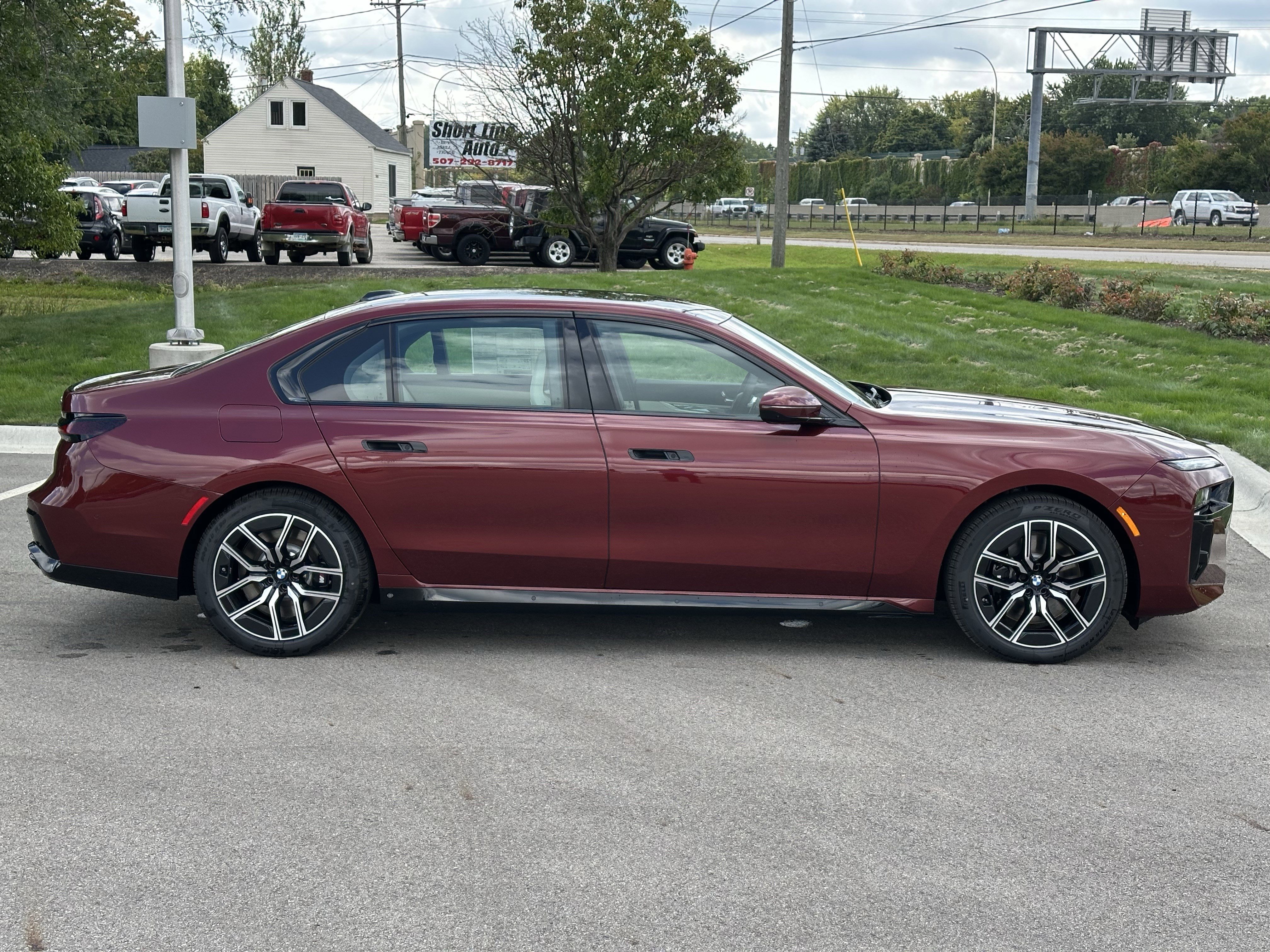 New 2026 BMW 760i xDrive w/ Executive Package image 8