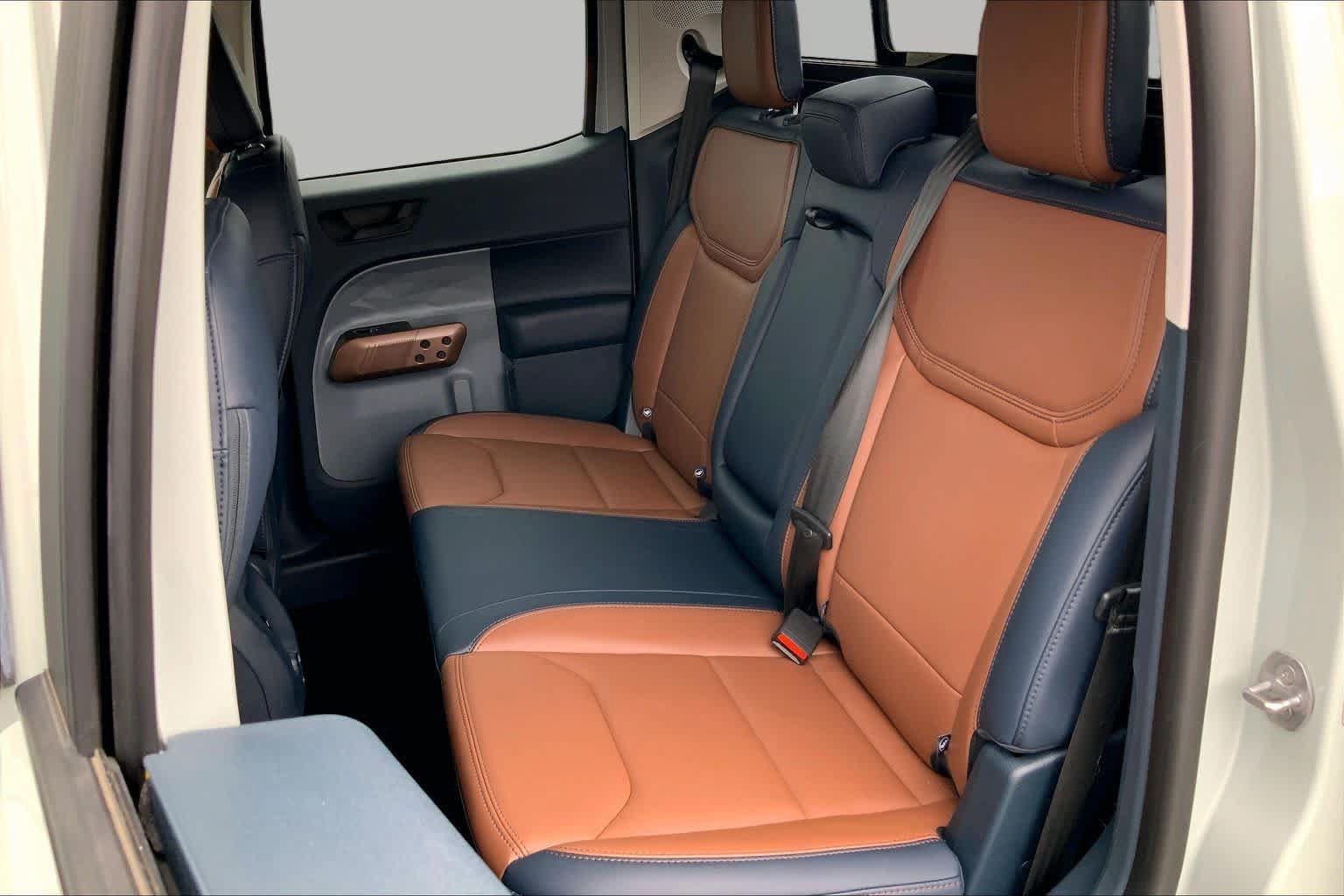 Used 2023 Ford Maverick Lariat FWD image 19