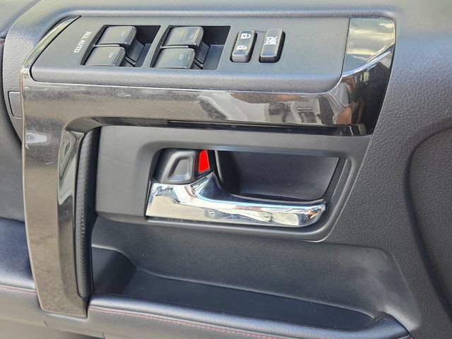 Used 2021 Toyota 4Runner TRD Off-Road Premium w/ Moonroof Package AWD/4WD image 31
