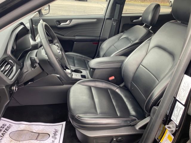 Used 2023 Ford Escape Platinum AWD/4WD image 15