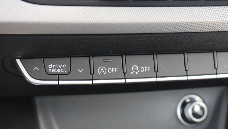 Used 2017 Audi A4 2.0T Ultra Premium FWD image 16