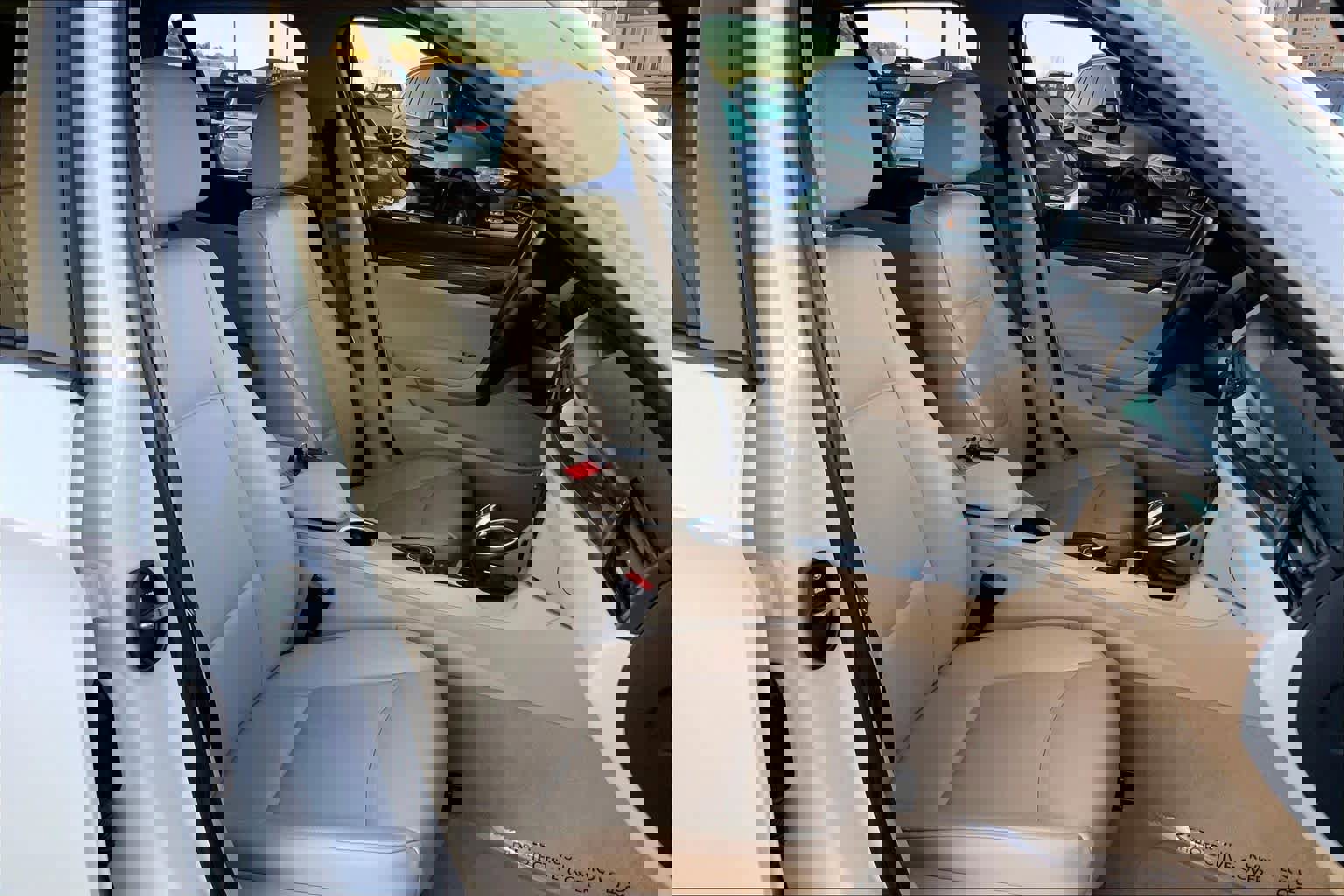 Used 2015 BMW X1 sDrive28i image 9