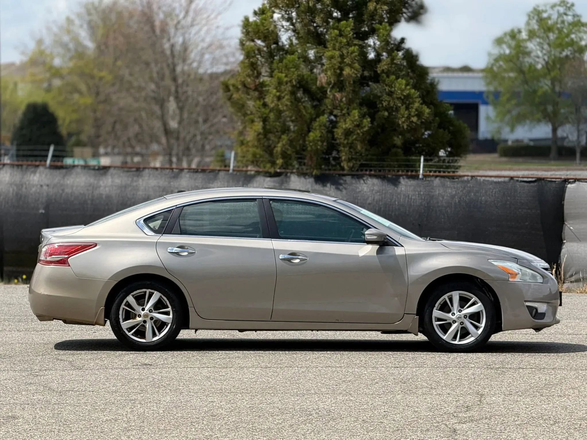 Used 2013 Nissan Altima 2.5 SV w/ 2.5SV Convenience Pkg FWD image 7