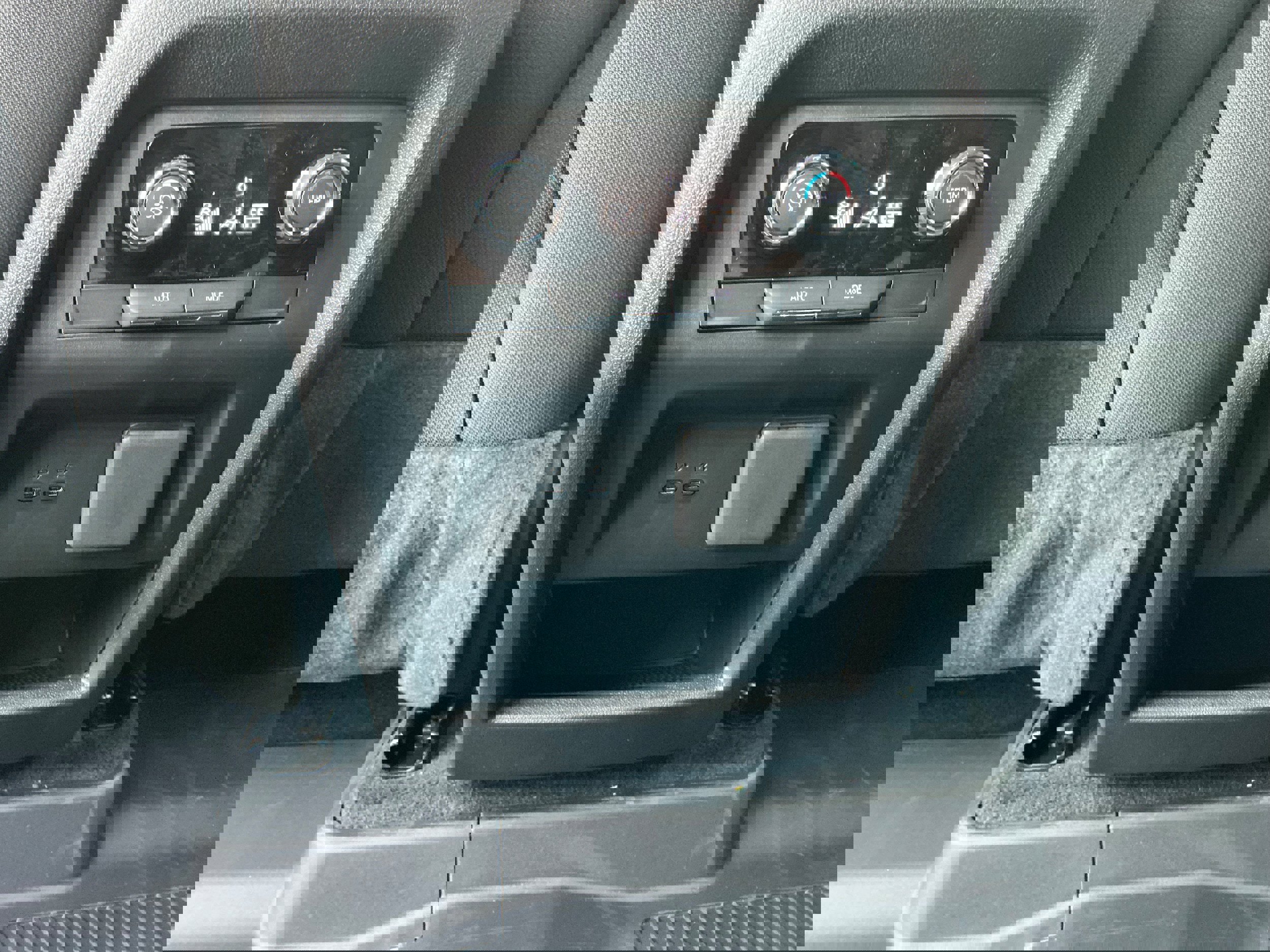 New 2026 Chevrolet Traverse LT w/ Driver Confidence Package image 15