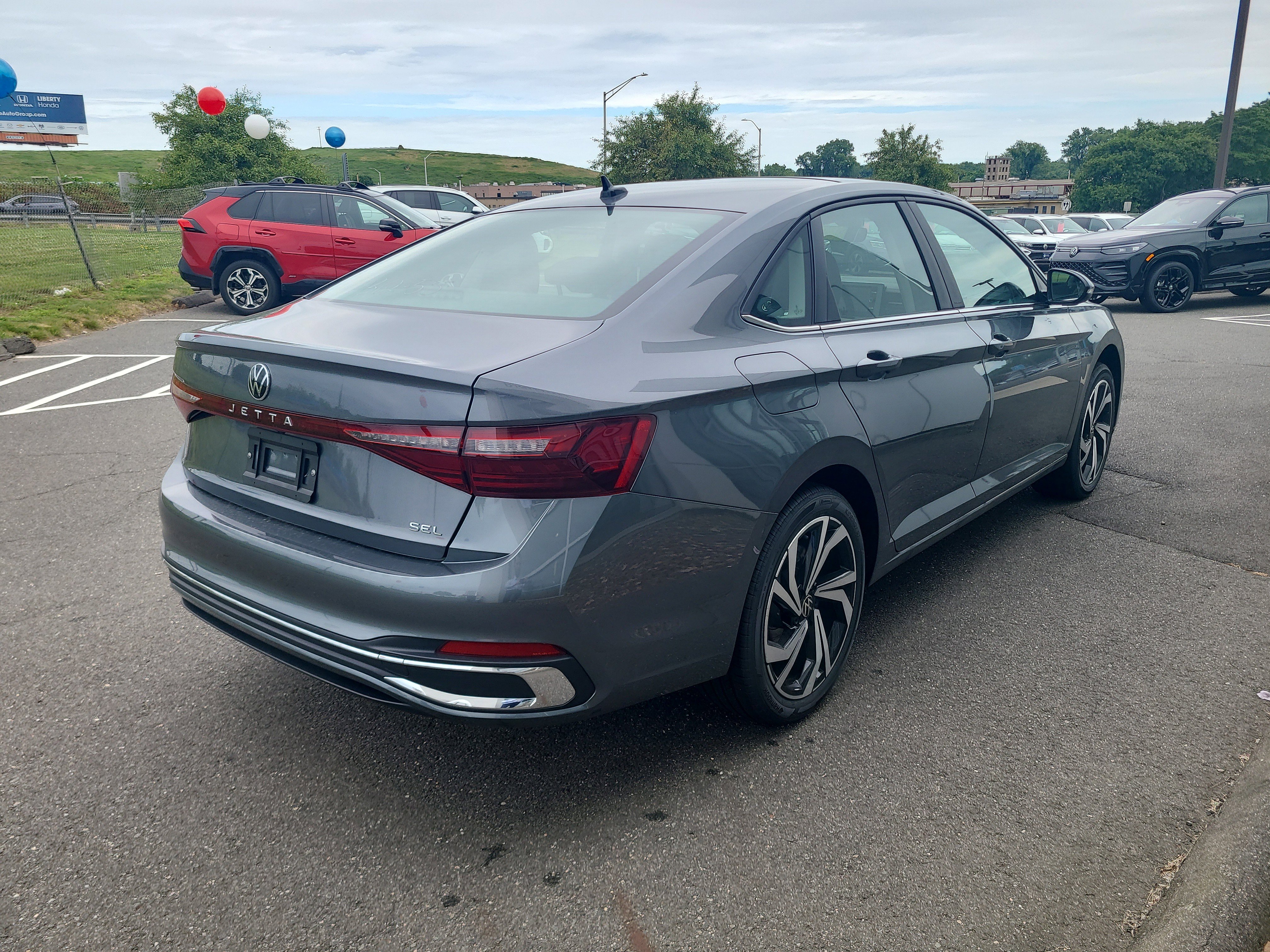 New 2025 Volkswagen Jetta SEL image 7