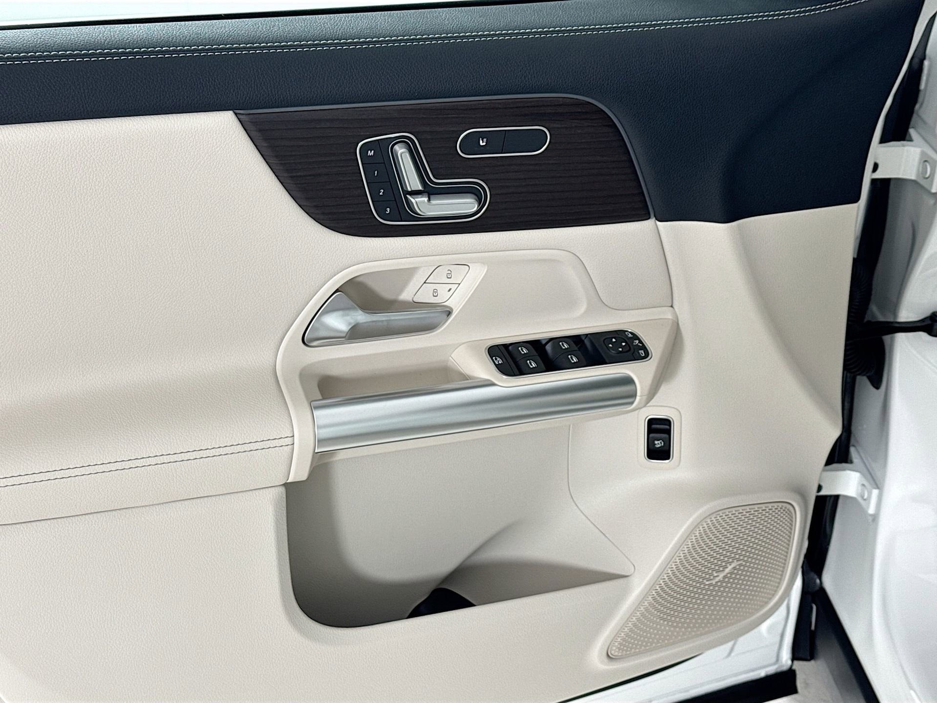 New 2026 Mercedes-Benz GLA 250 image 18