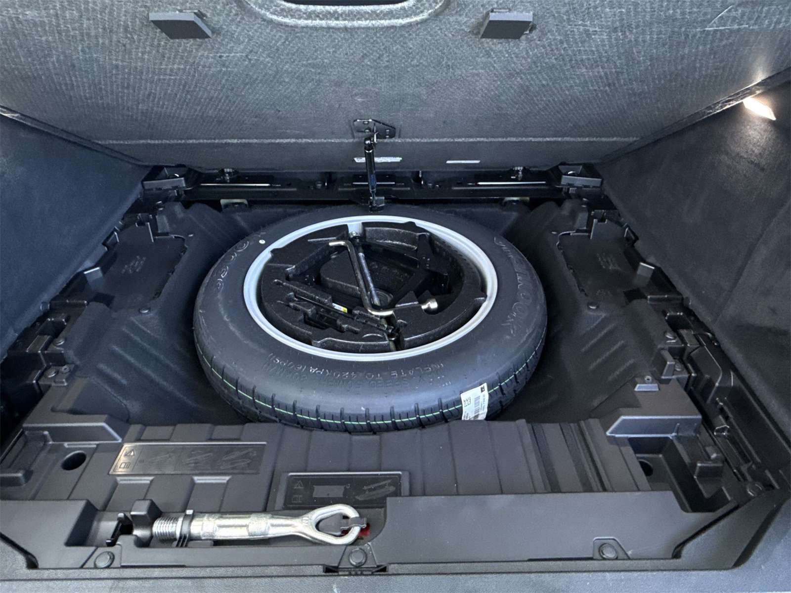 Used 2021 BMW X5 sDrive40i w/ M Sport Package image 36