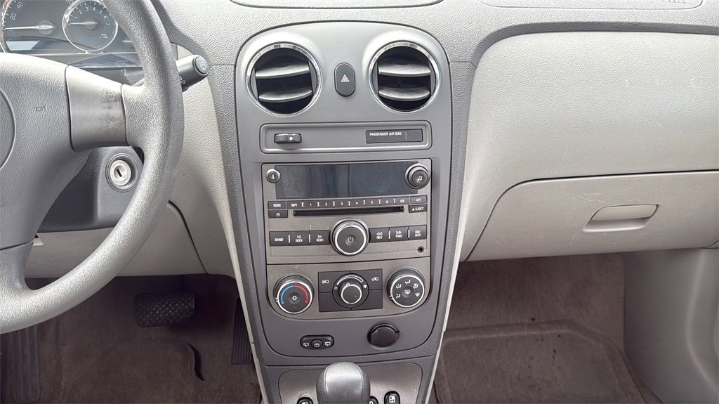 Used 2008 Chevrolet HHR LS image 16