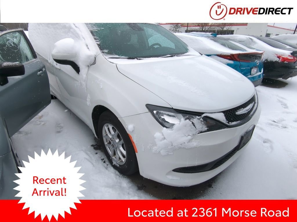 Used 2023 Chrysler Voyager LX video 1