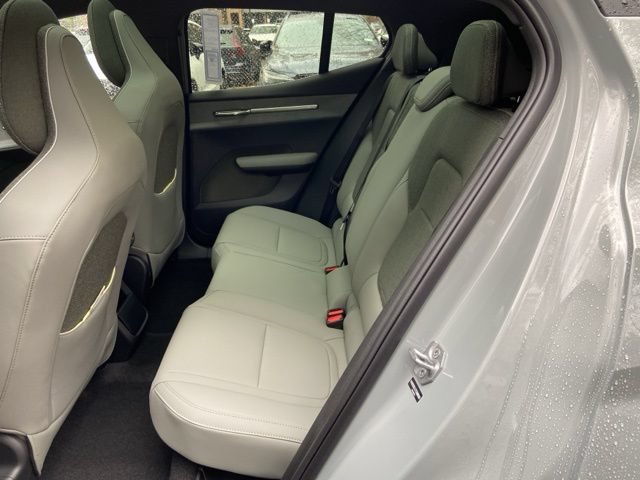 New 2026 Volvo EX30 Cross Country Ultra AWD/4WD image 14