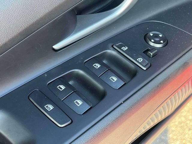 Certified 2023 Hyundai Elantra SEL FWD image 16
