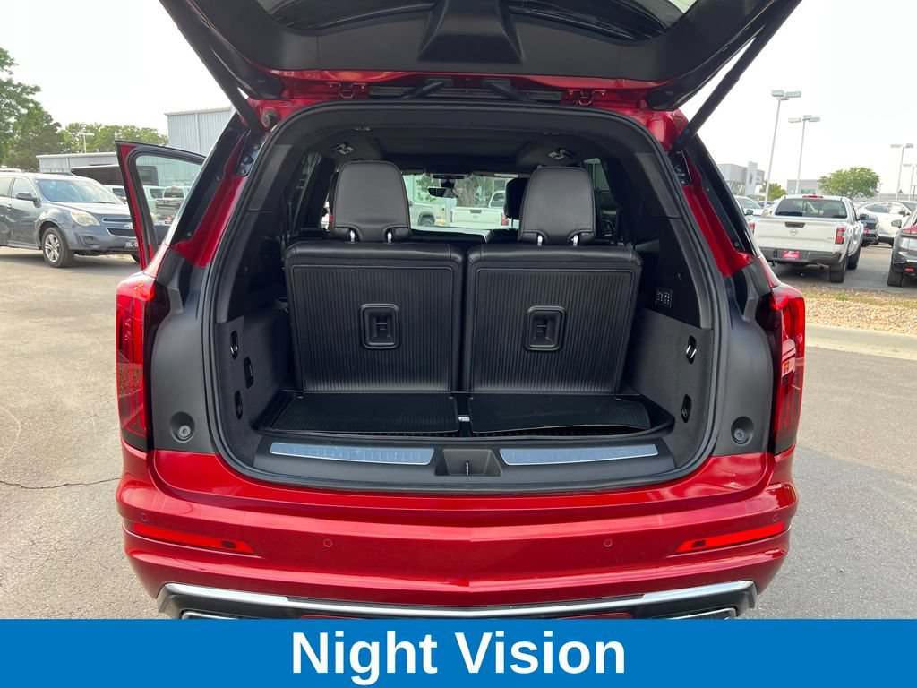 Used 2025 Cadillac XT6 Premium Luxury w/ Platinum Package AWD/4WD image 24