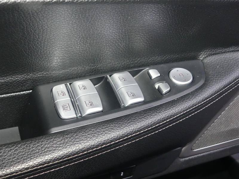 Used 2019 BMW 740i xDrive w/ M Sport Package AWD/4WD image 20