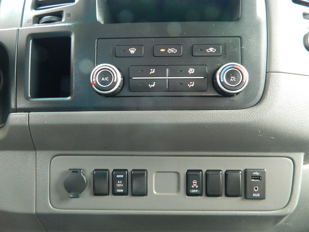 Used 2020 Nissan NV 2500 SV RWD image 17