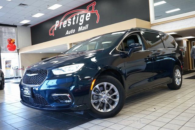 Used 2022 Chrysler Pacifica Touring-L image 20