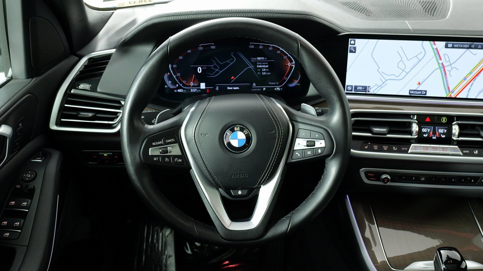 Used 2022 BMW X5 xDrive40i w/ Parking Assistance Package image 40