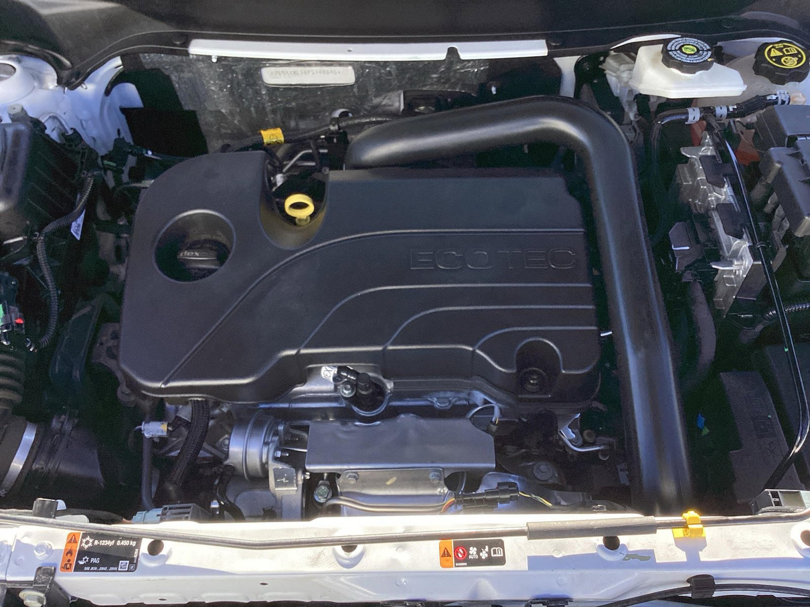 Used 2023 Chevrolet Equinox RS image 36