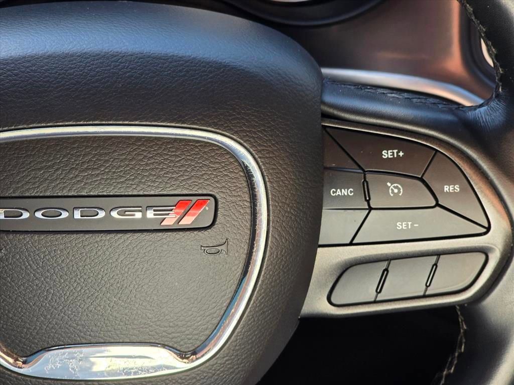 Used 2022 Dodge Charger SXT RWD image 16