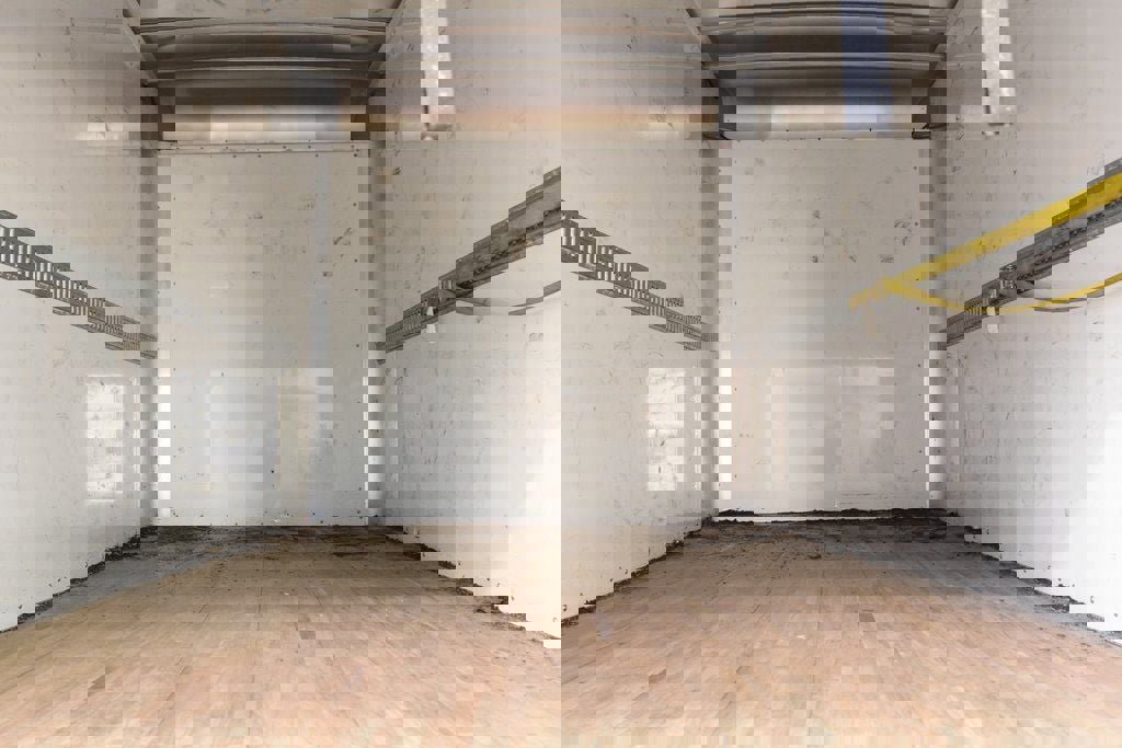 Used 2024 Chevrolet Low Cab Forward 5500XG image 15