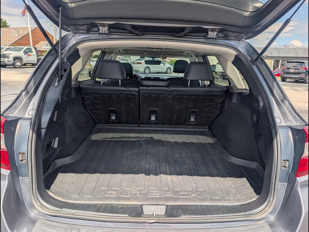 Used 2019 Subaru Outback 3.6R Limited w/ Popular Package #2 AWD/4WD image 22