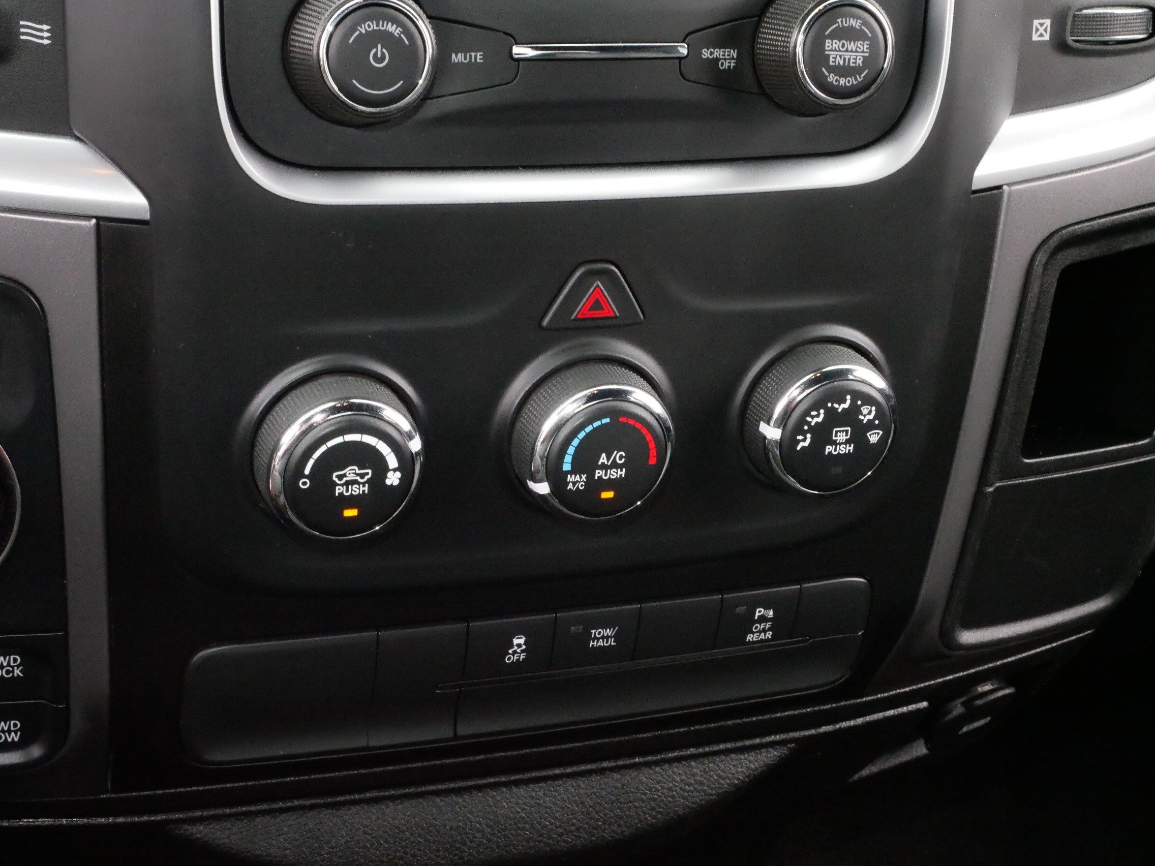 Used 2022 RAM 1500 Classic Warlock image 23