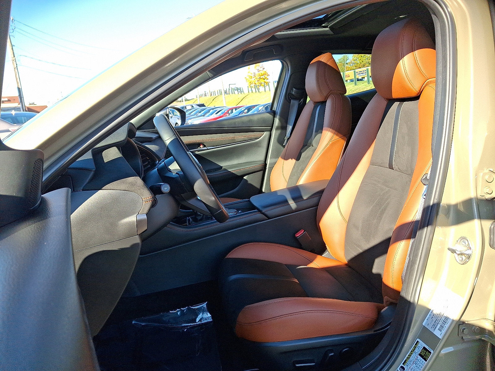 Used 2024 MAZDA MAZDA3 s image 13