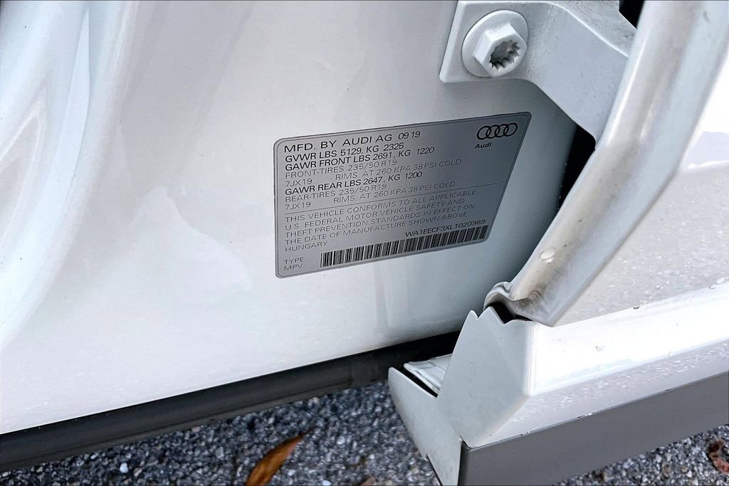 Used 2020 Audi Q3 2.0T Premium Plus w/ Premium Plus Package image 30