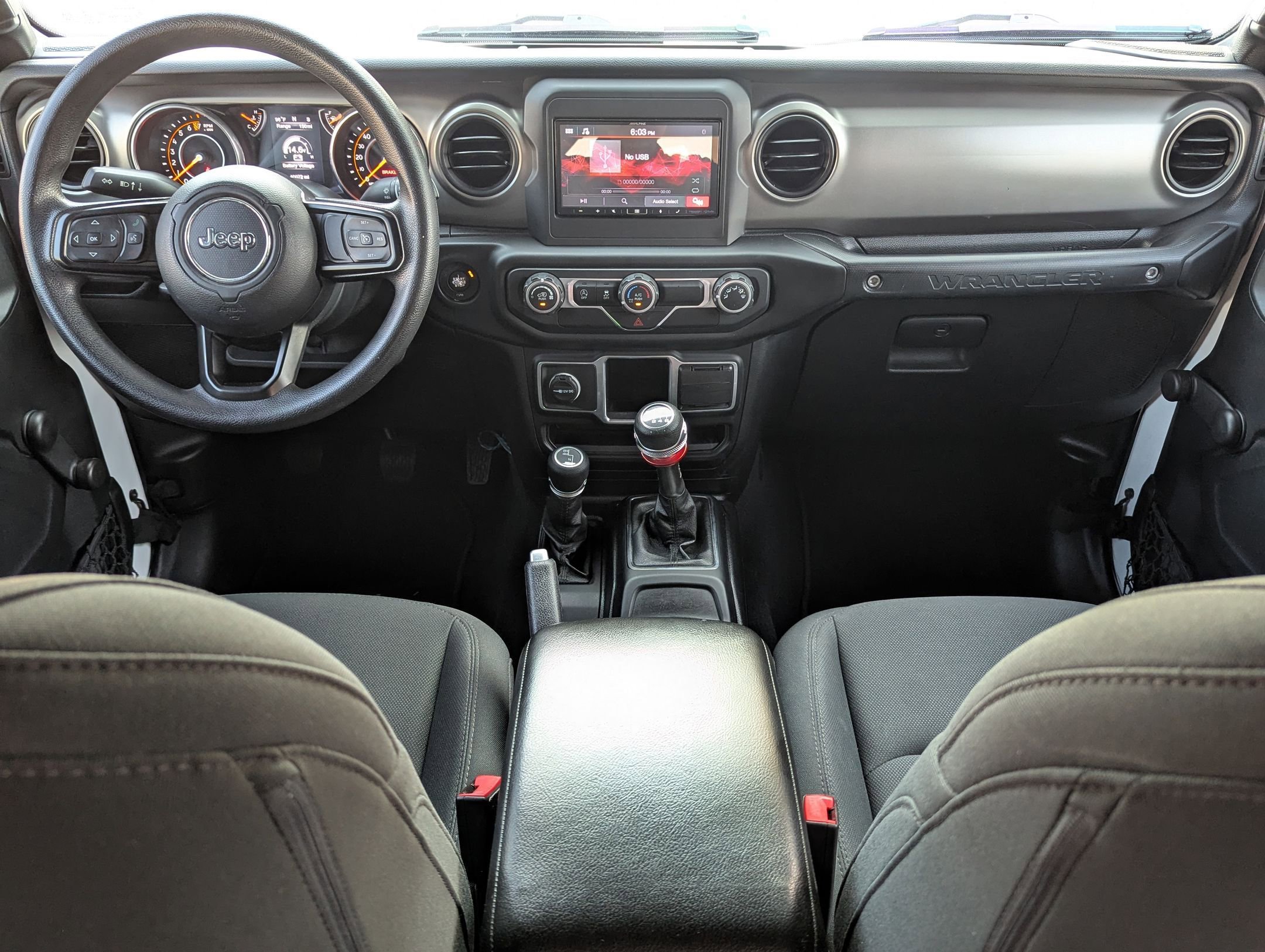 Used 2018 Jeep Wrangler Unlimited Sport image 15