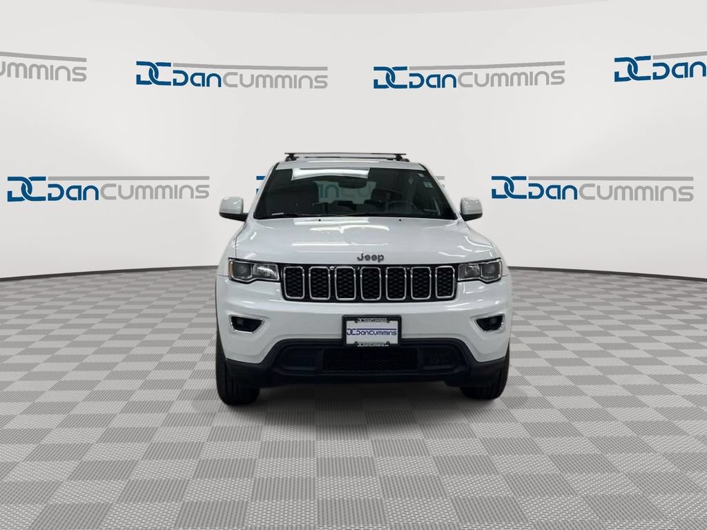 Used 2017 Jeep Grand Cherokee Laredo w/ Quick Order Package 2BE RWD image 3