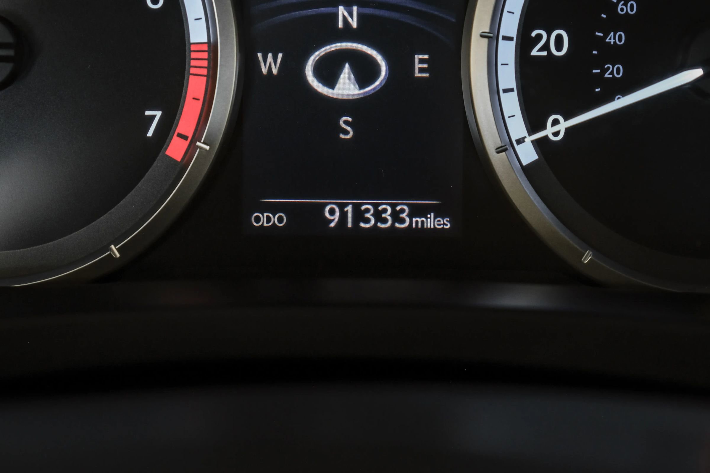 Used 2016 Lexus RC 350 w/ Luxury Package RWD image 20